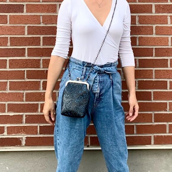 Vintage Style Handmade Genuine Embossed Leather Purse/ Phone case/Crossbody - Picture 2 of 12